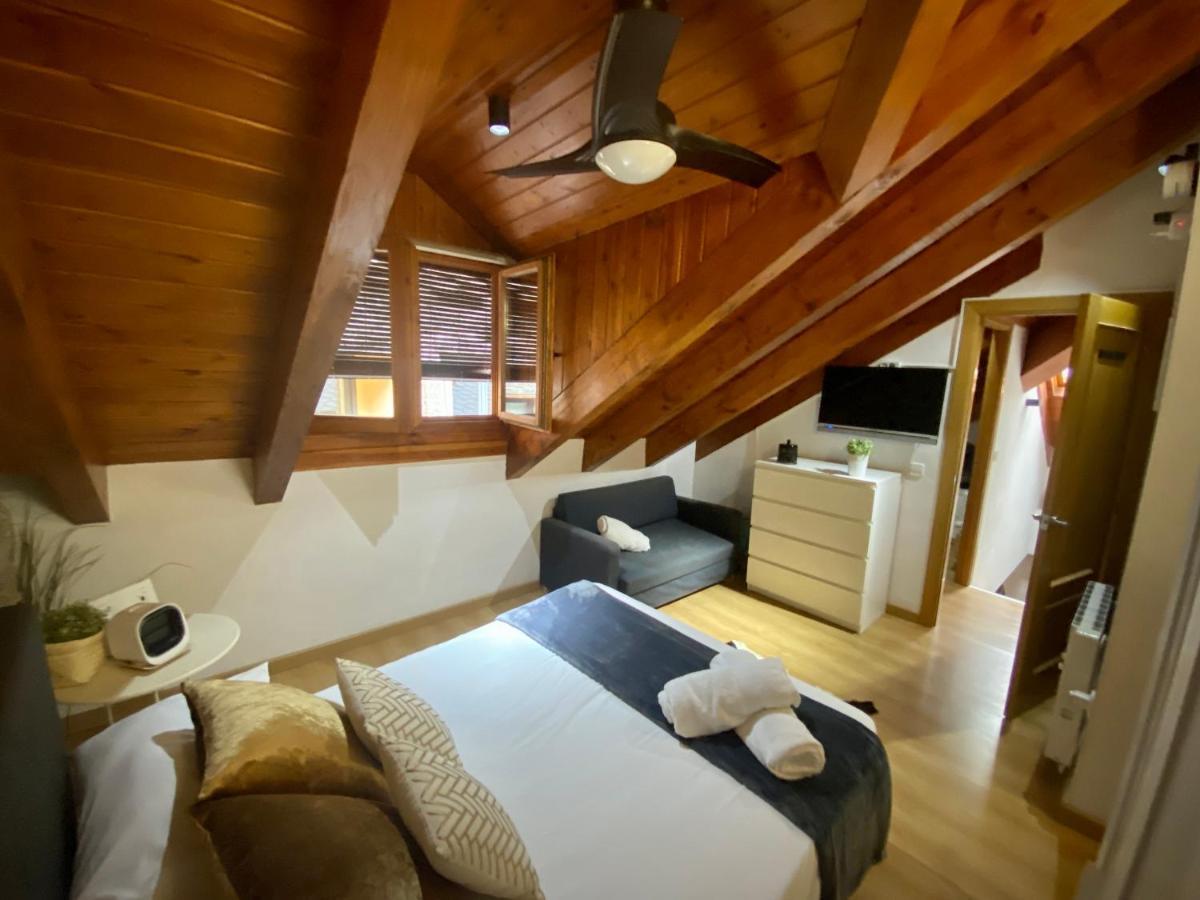 Cal Domenec Rialp - Duplex Con Encanto - Se Admiten Mascotas Buitenkant foto
